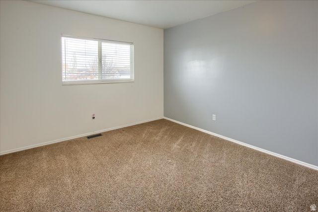 6242 W 5950 S, Hooper, UT 84315