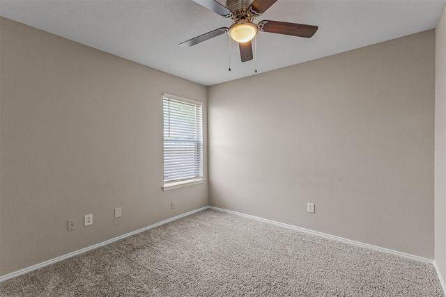 1012 High Crest Drive, Azle, TX 76020