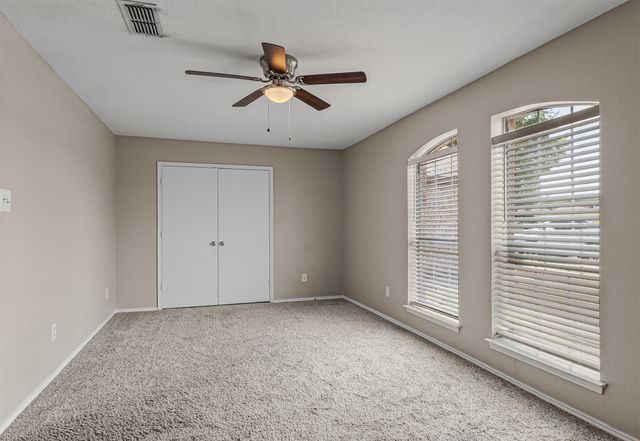 1012 High Crest Drive, Azle, TX 76020