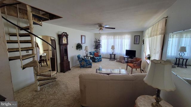 600 PARKVIEW RD, Lykens, PA 17048