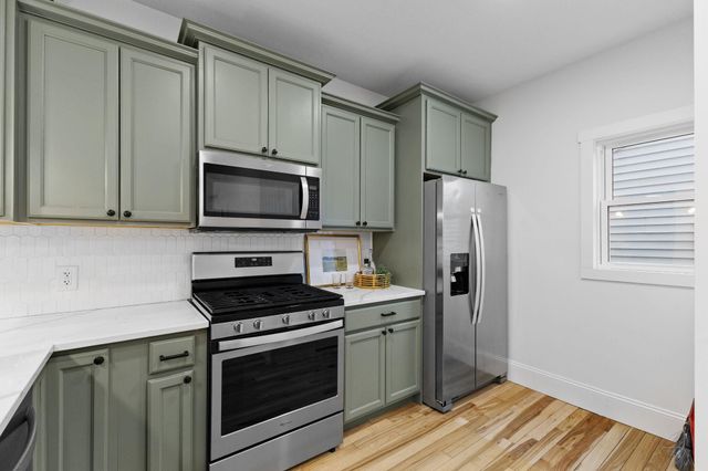 606 Cromwell Avenue, Saint Paul, MN 55104