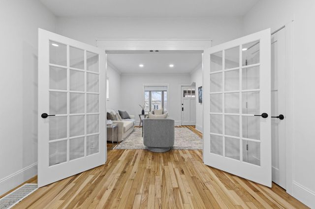 606 Cromwell Avenue, Saint Paul, MN 55104