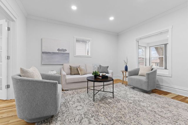 606 Cromwell Avenue, Saint Paul, MN 55104