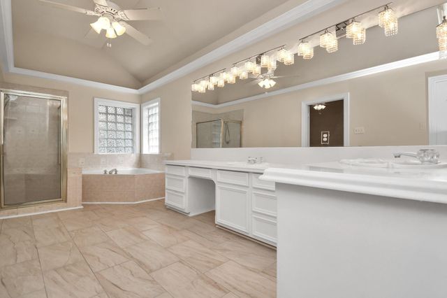 4727 Cashel Castle Drive, Houston, TX 77069