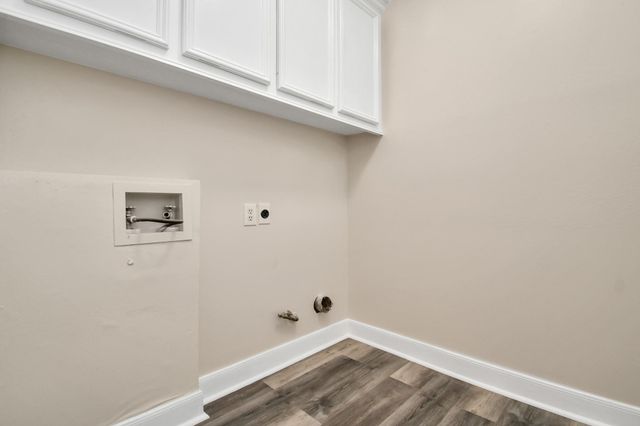 4727 Cashel Castle Drive, Houston, TX 77069