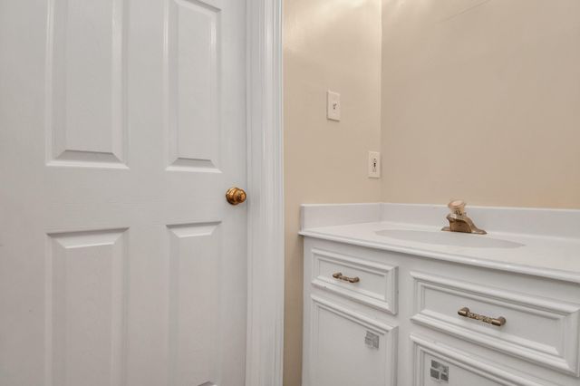 4727 Cashel Castle Drive, Houston, TX 77069