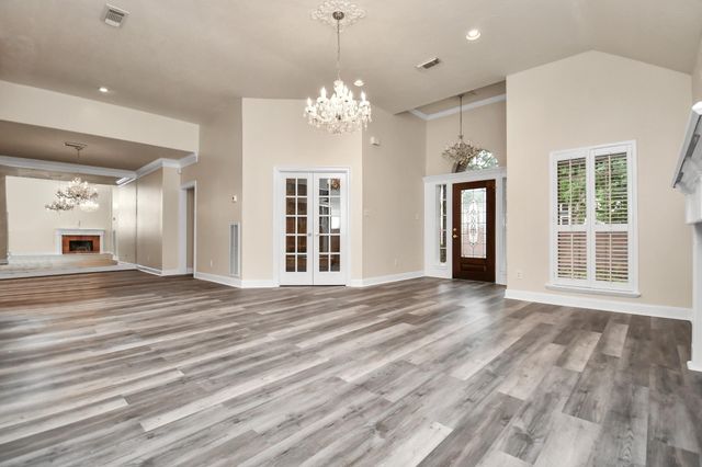 4727 Cashel Castle Drive, Houston, TX 77069