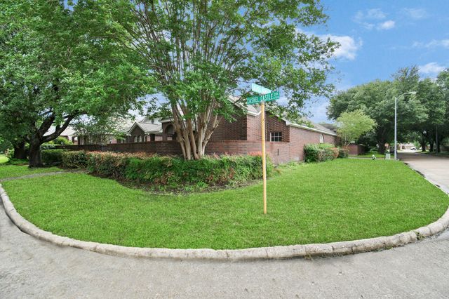 4727 Cashel Castle Drive, Houston, TX 77069