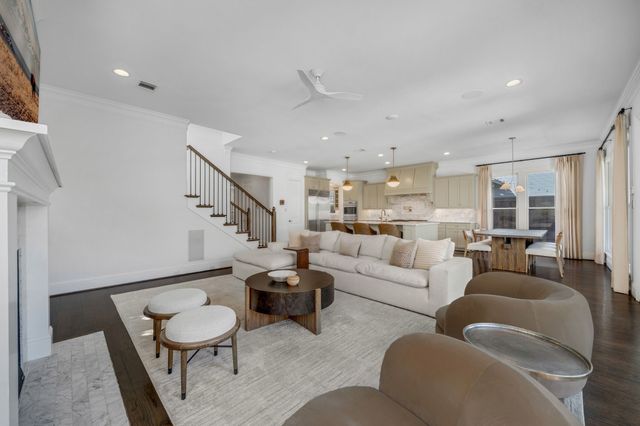 5943 Velasco Avenue, Dallas, TX 75206