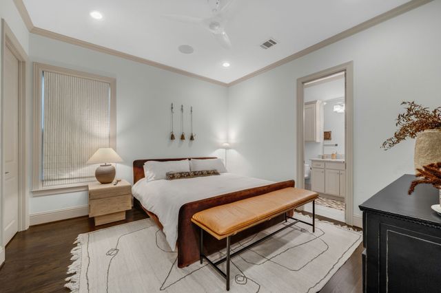 5943 Velasco Avenue, Dallas, TX 75206