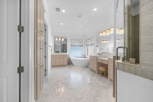 5943 Velasco Avenue, Dallas, TX 75206