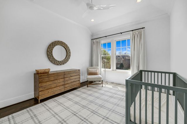 5943 Velasco Avenue, Dallas, TX 75206