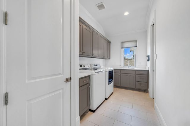 5943 Velasco Avenue, Dallas, TX 75206