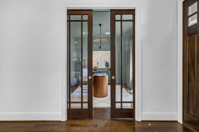 5943 Velasco Avenue, Dallas, TX 75206