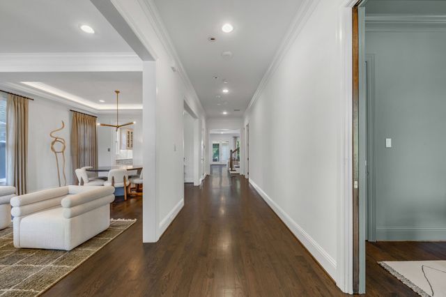 5943 Velasco Avenue, Dallas, TX 75206