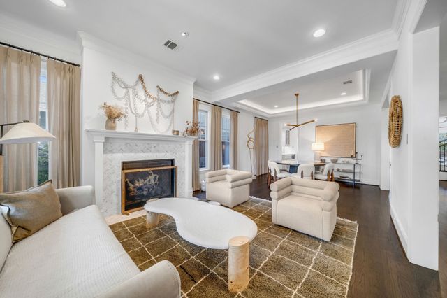 5943 Velasco Avenue, Dallas, TX 75206