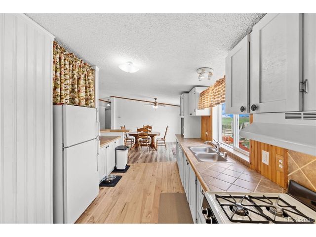 6245 Peerless Farms Rd, Peyton, CO 80831