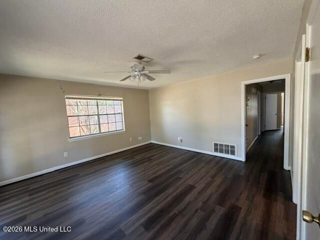 2136 Baywood Drive, Biloxi, MS 39532