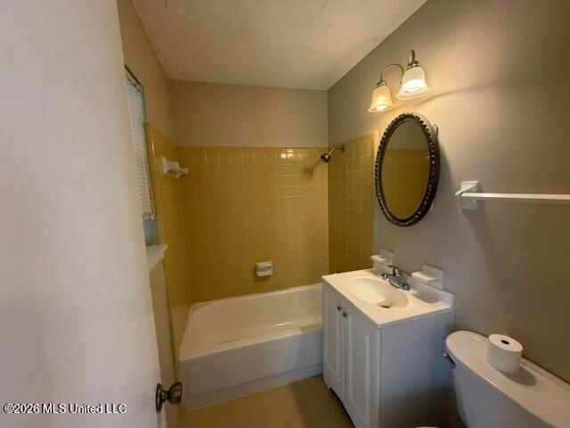 2136 Baywood Drive, Biloxi, MS 39532