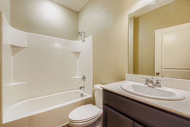 408 Gypsum Lane, Glenn Heights, TX 75154