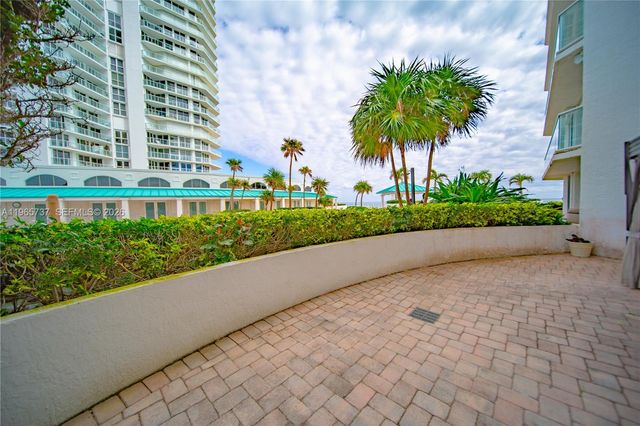16445 Collins Ave 425, Sunny Isles Beach, FL 33160