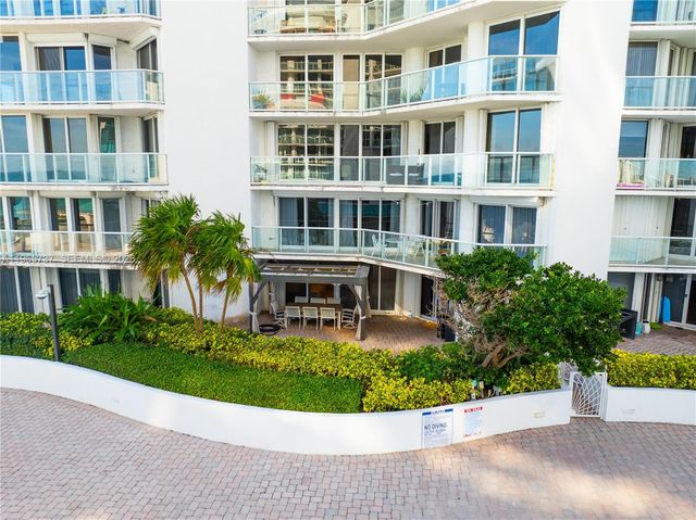 16445 Collins Ave 425, Sunny Isles Beach, FL 33160