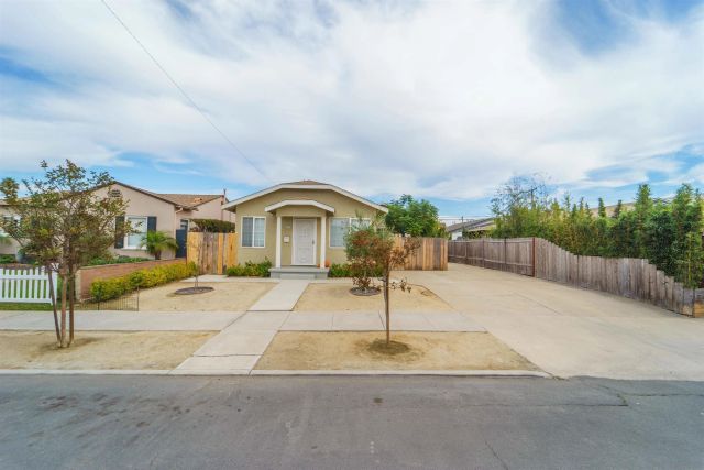 4555-57 36th, San Diego, CA 92116