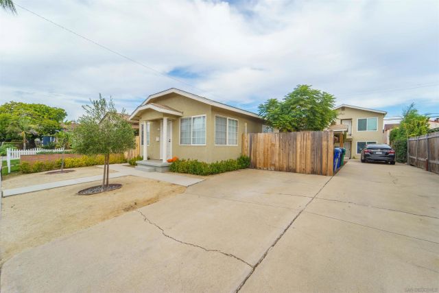 4555-57 36th, San Diego, CA 92116