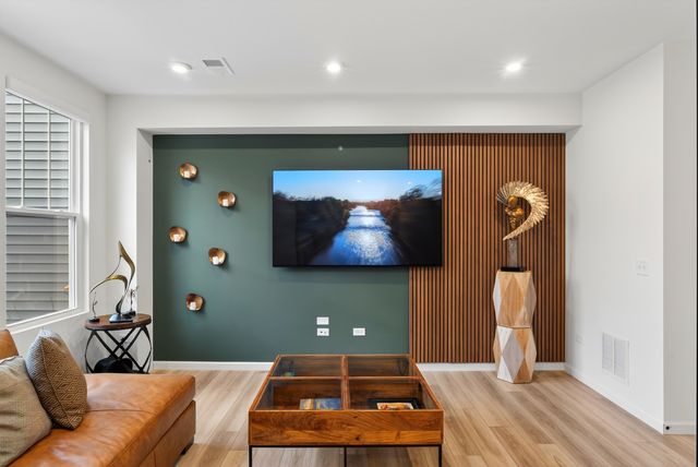 12740 S Nicholas Drive, Plainfield, IL 60585