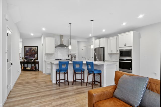 12740 S Nicholas Drive, Plainfield, IL 60585