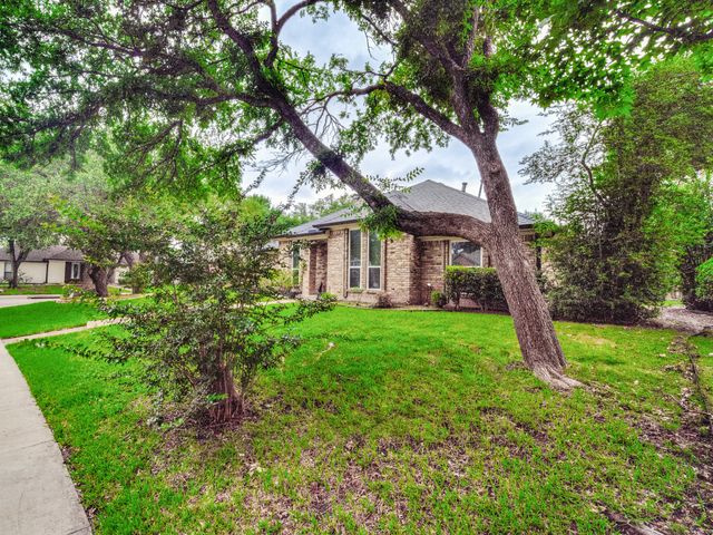 7315 Debbe Drive, Dallas, TX 75252