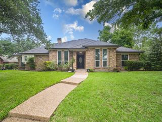 7315 Debbe Drive, Dallas, TX 75252