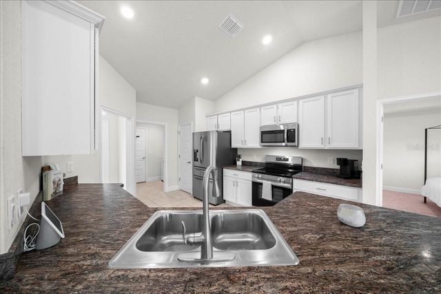 97 DOGWOOD DRIVE LOOP, Ocala, FL 34472