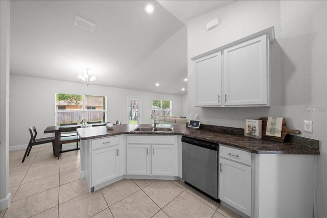 97 DOGWOOD DRIVE LOOP, Ocala, FL 34472