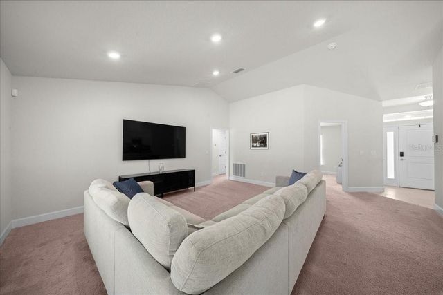 97 DOGWOOD DRIVE LOOP, Ocala, FL 34472