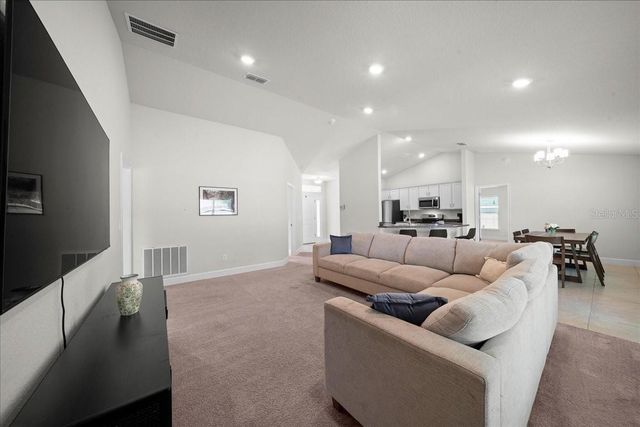 97 DOGWOOD DRIVE LOOP, Ocala, FL 34472