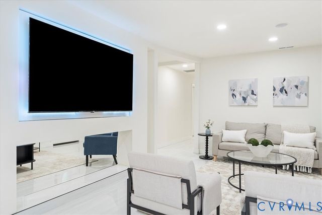 3154 Martin Johnson Rd, Chesapeake, VA 23323