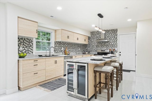 3154 Martin Johnson Rd, Chesapeake, VA 23323