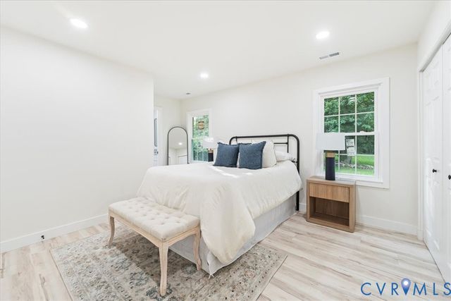 3154 Martin Johnson Rd, Chesapeake, VA 23323