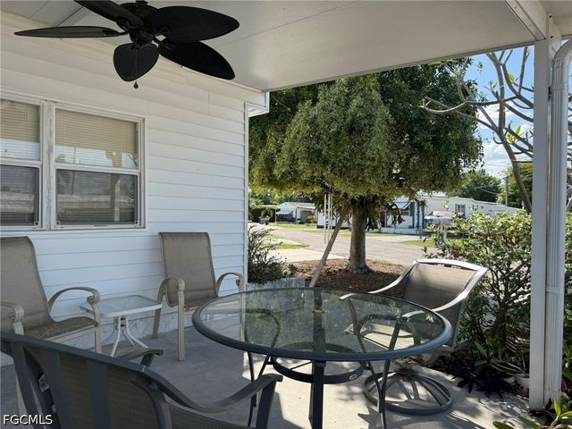 120 Lantern PL, North Fort Myers, FL 33917