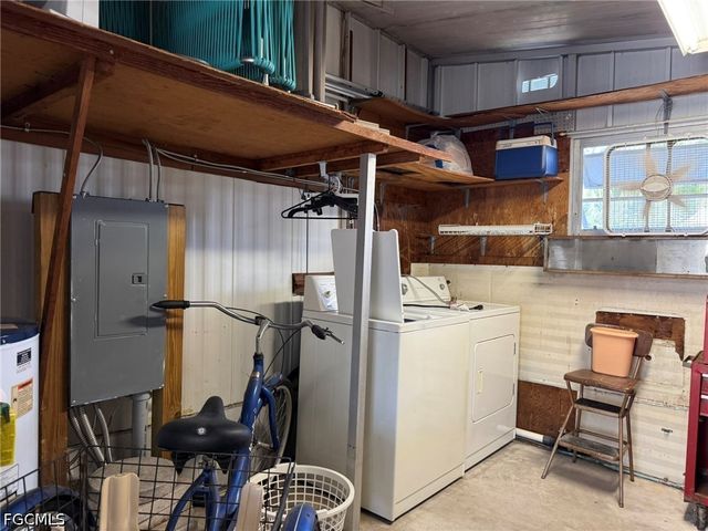 120 Lantern PL, North Fort Myers, FL 33917
