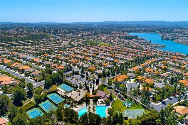 22401 Bayberry, Mission Viejo, CA 92692