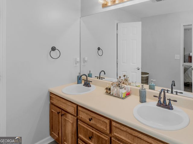 305 Annie Lane, Locust Grove, GA 30248