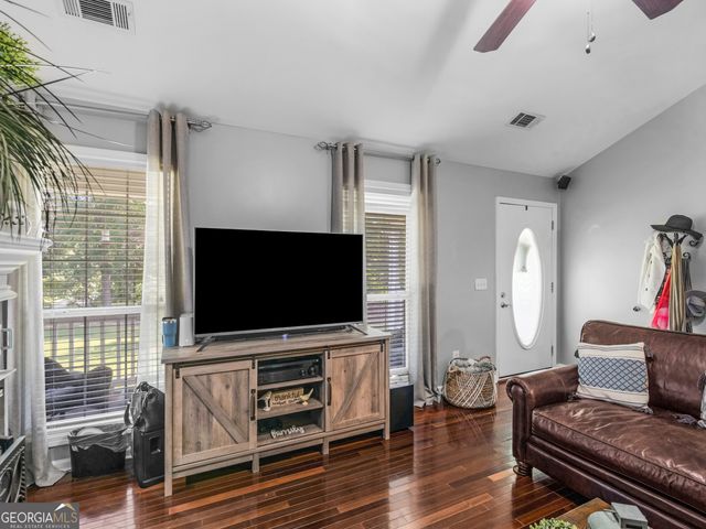 305 Annie Lane, Locust Grove, GA 30248
