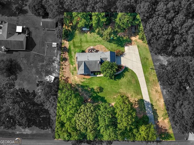 305 Annie Lane, Locust Grove, GA 30248