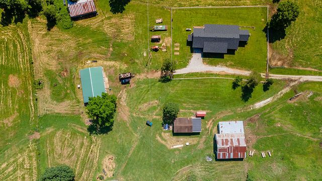 17068 Hazel Valley Road, Fayetteville, AR 72701