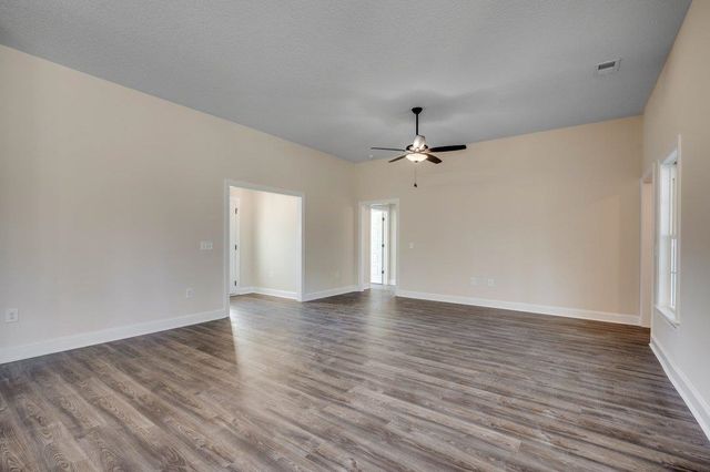 370 Three Curve Rd., Loris, SC 29569