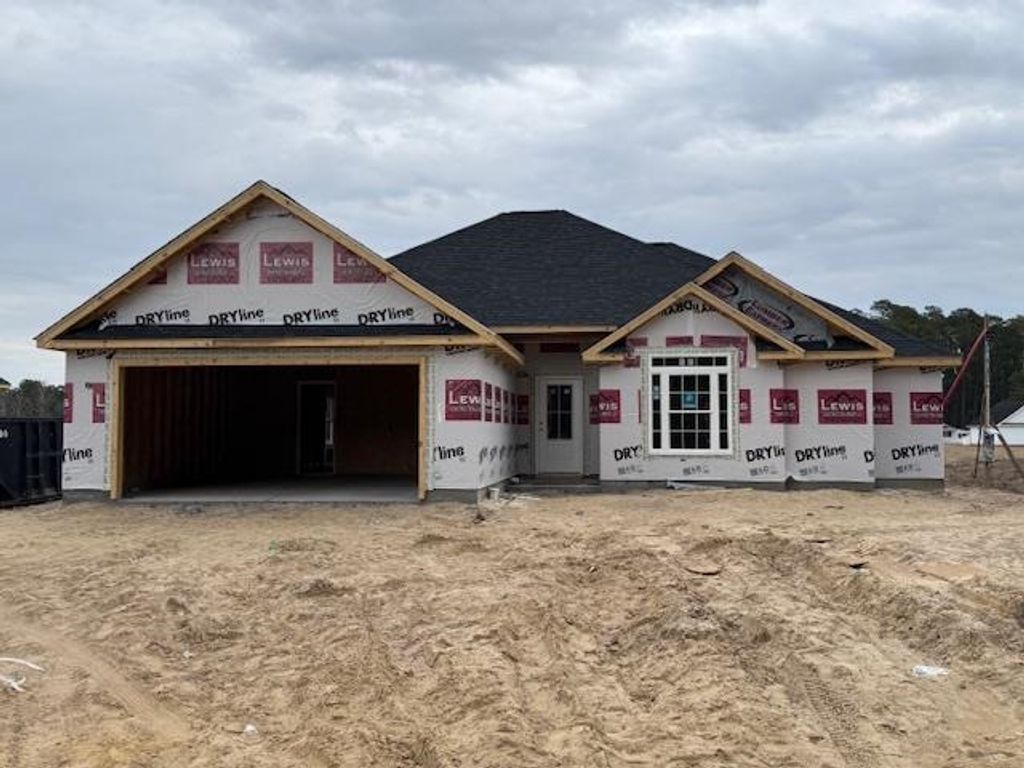 370 Three Curve Rd., Loris, SC 29569