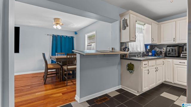 2025 FAIRFAX AVENUE, Bessemer, AL 35020