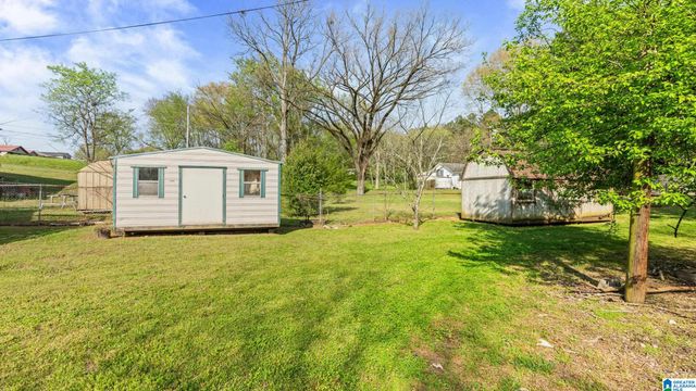 2025 FAIRFAX AVENUE, Bessemer, AL 35020